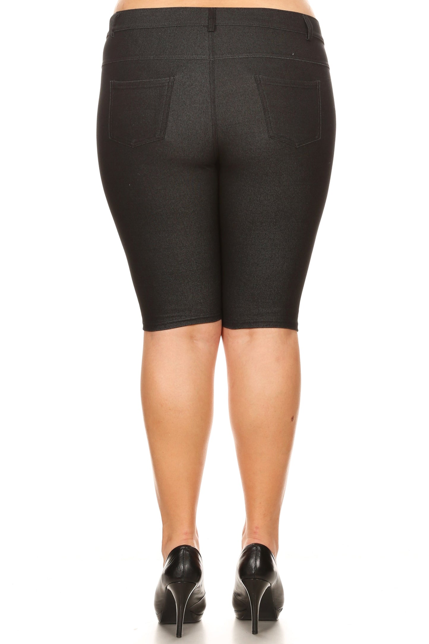 Plus Size Women's 5 Pocket Classic Bermuda Shorts - Yelete