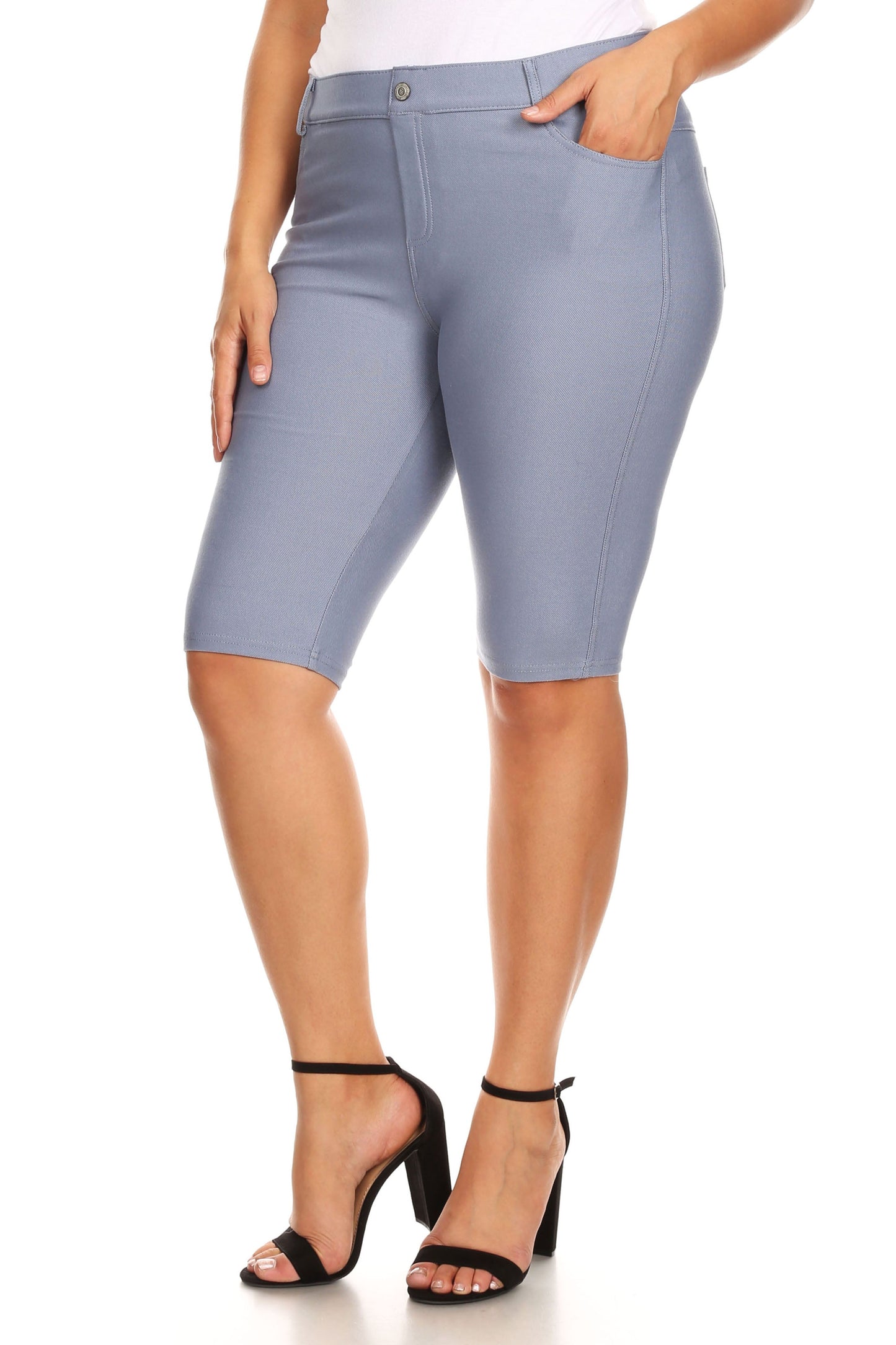 Plus Size Women's 5 Pocket Classic Bermuda Shorts - Yelete