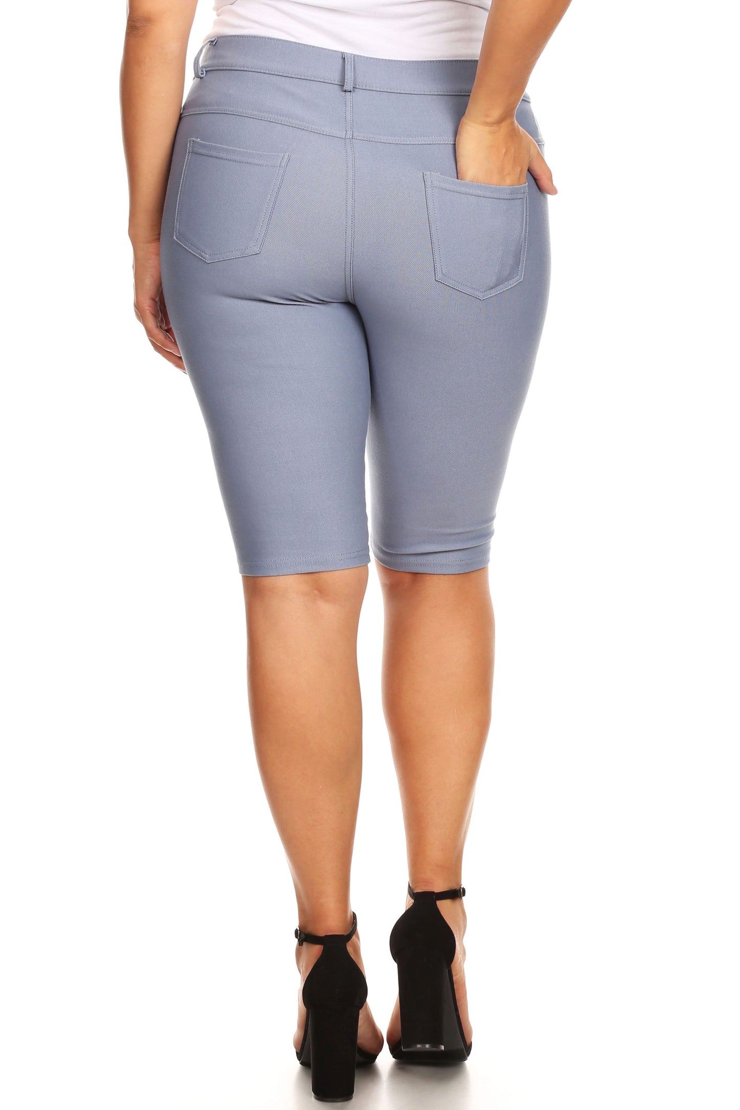 Plus Size Women's 5 Pocket Classic Bermuda Shorts - Yelete
