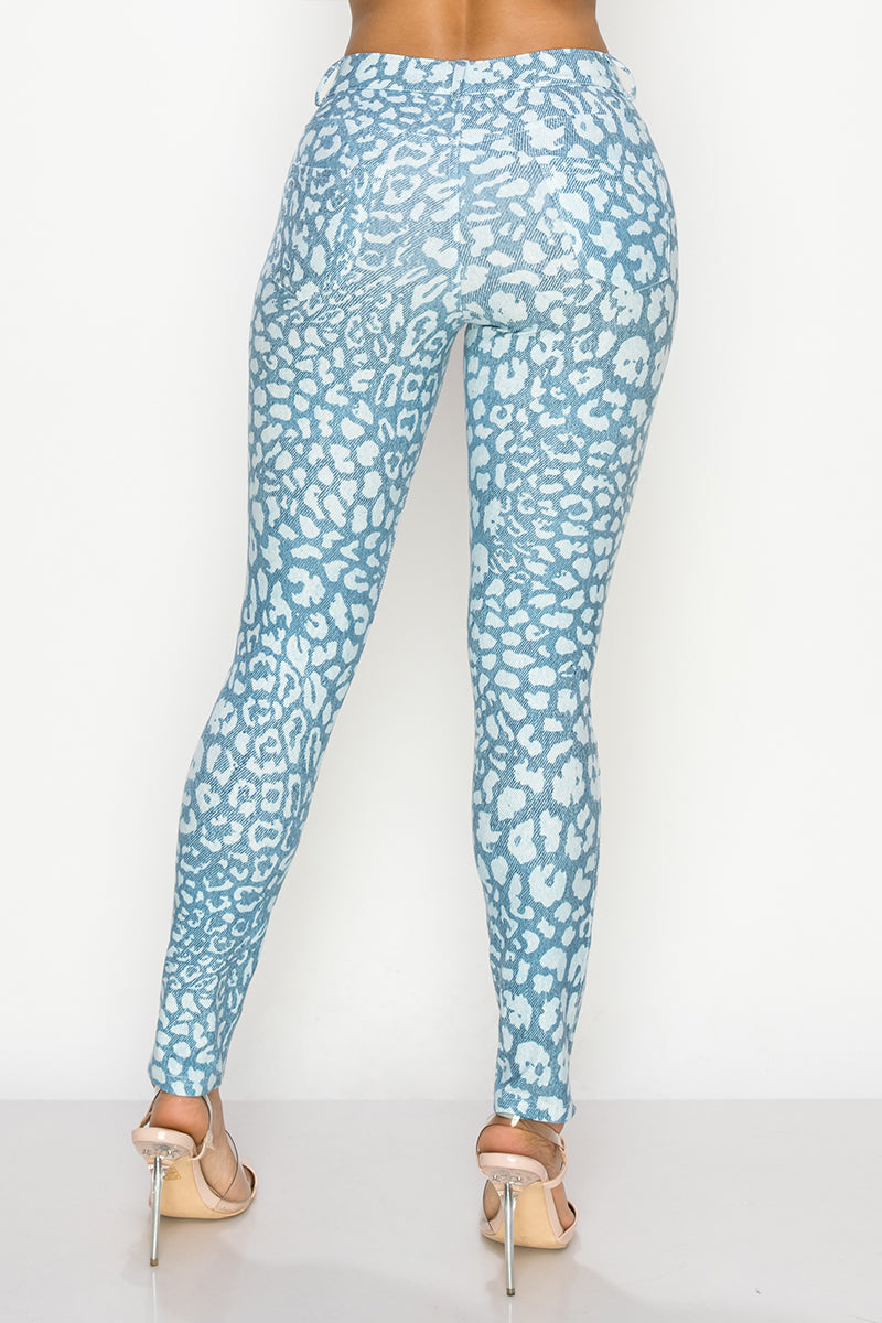 Women's Clouded Skies 5-Pocket Cotton Blend Jeggings - Yelete