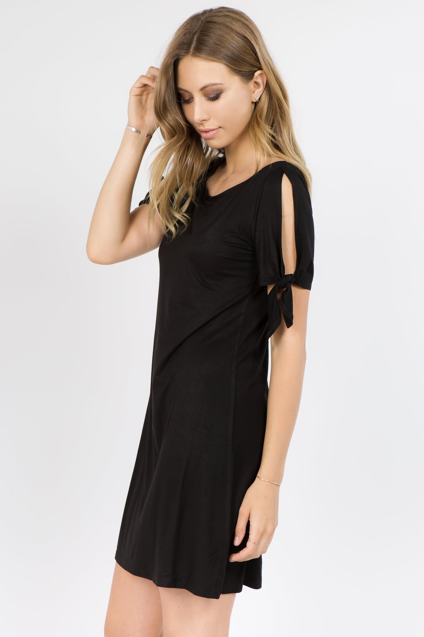 Lady's Knot Tie Sleeve Shift Dress