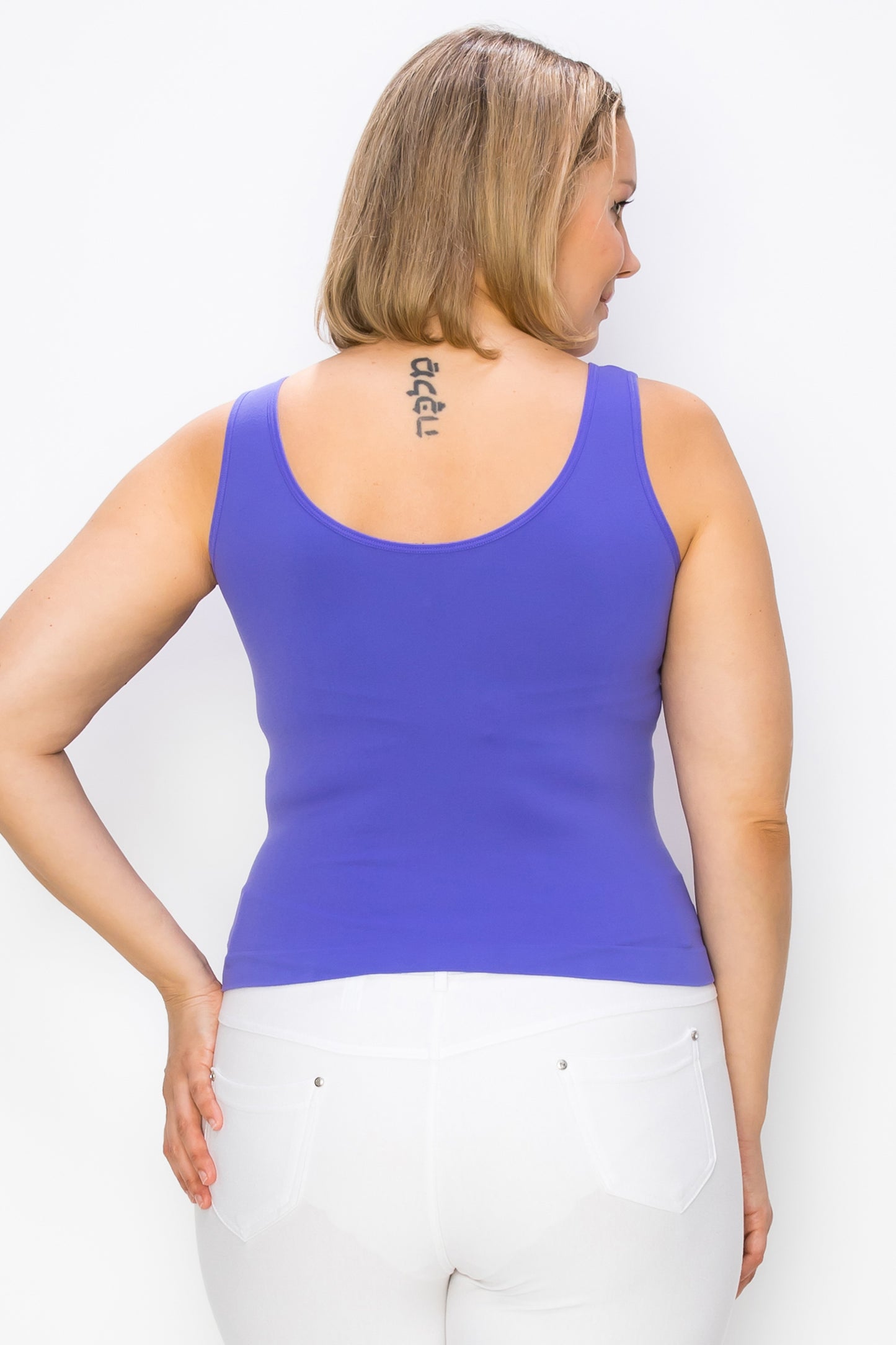 Women's V or U Neckline Reversible Seamless Tank