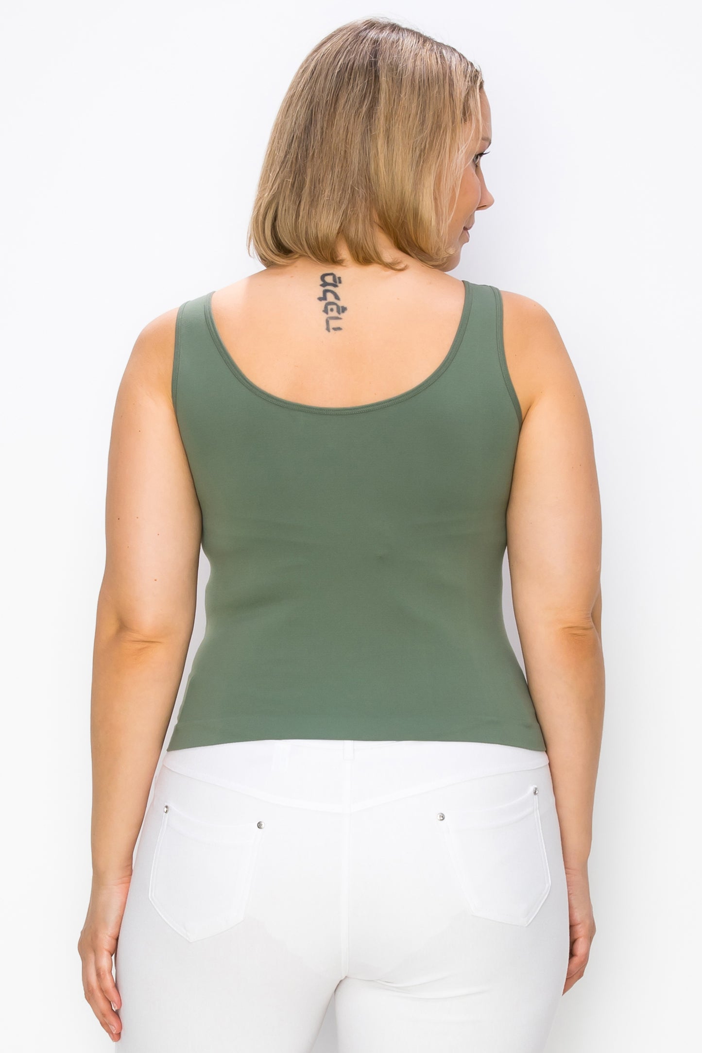 Women's V or U Neckline Reversible Seamless Tank