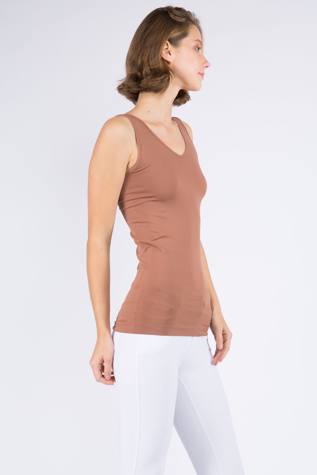 Women's V or U Neckline Reversible Seamless Tank