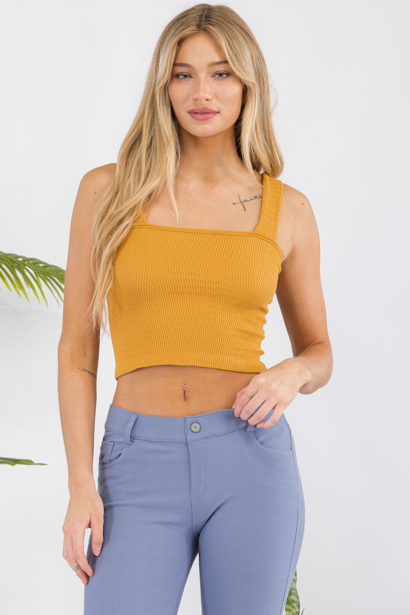 Women's Seamless Textured Crop Tank