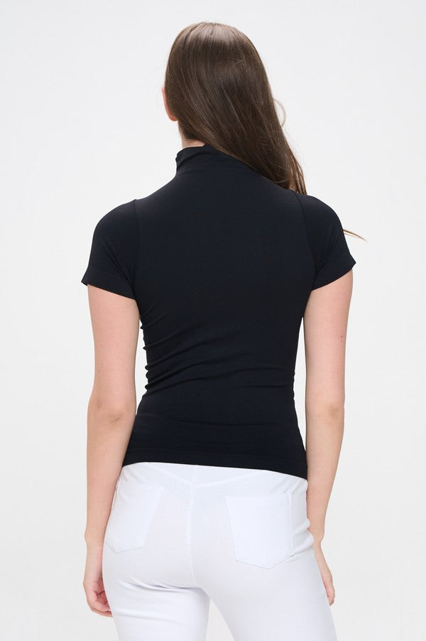 Women's Black Short Sleeve Mock Neck Essential Top Shirt, One Size