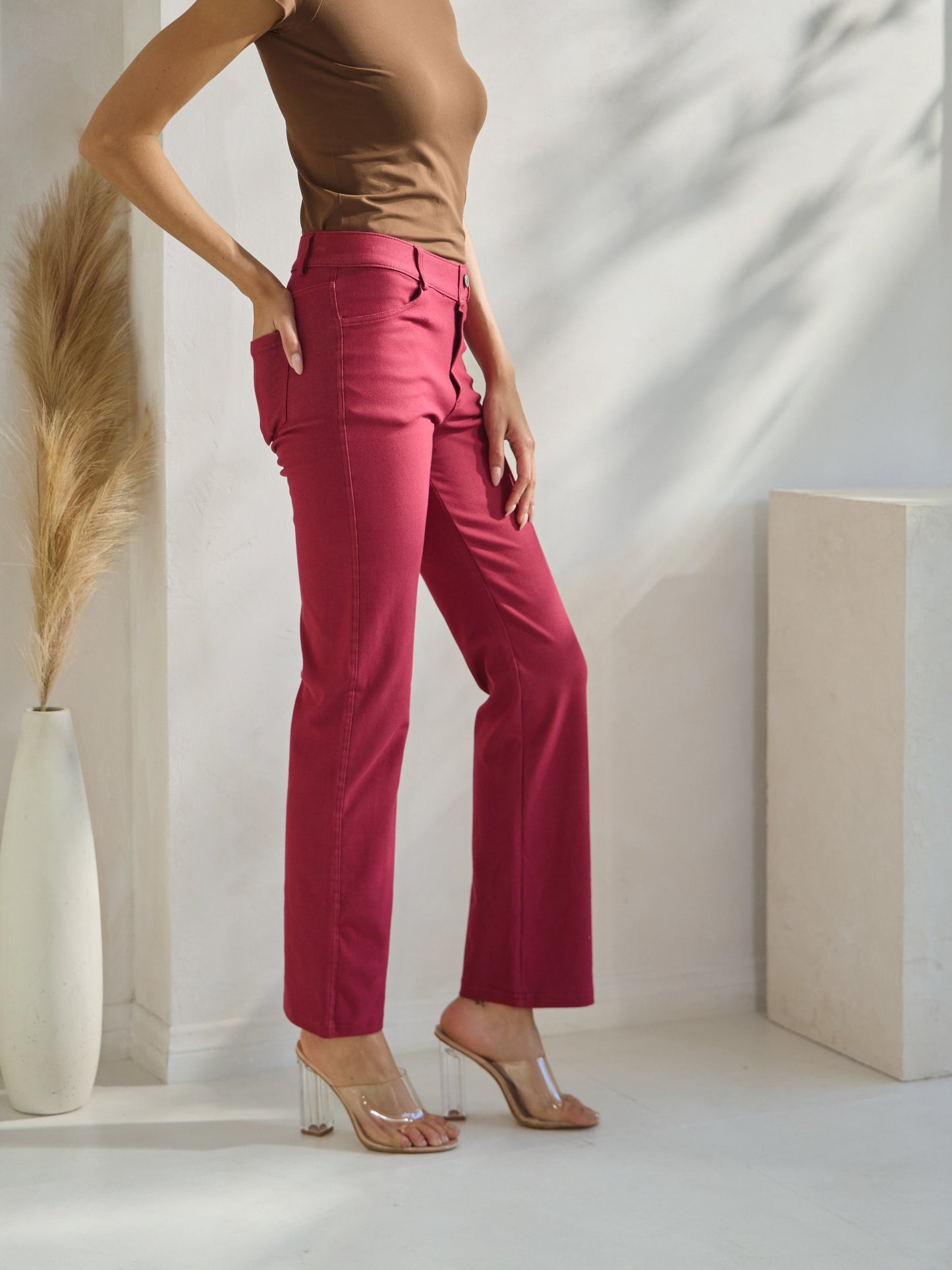 Women's Classic Solid Straight Leg Jeggings - Yelete