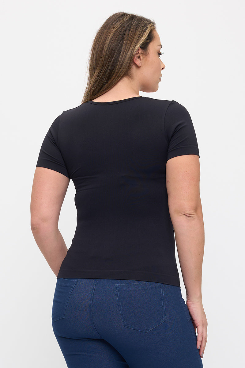 Women's Seamless Scoop Neck Short Sleeve Top