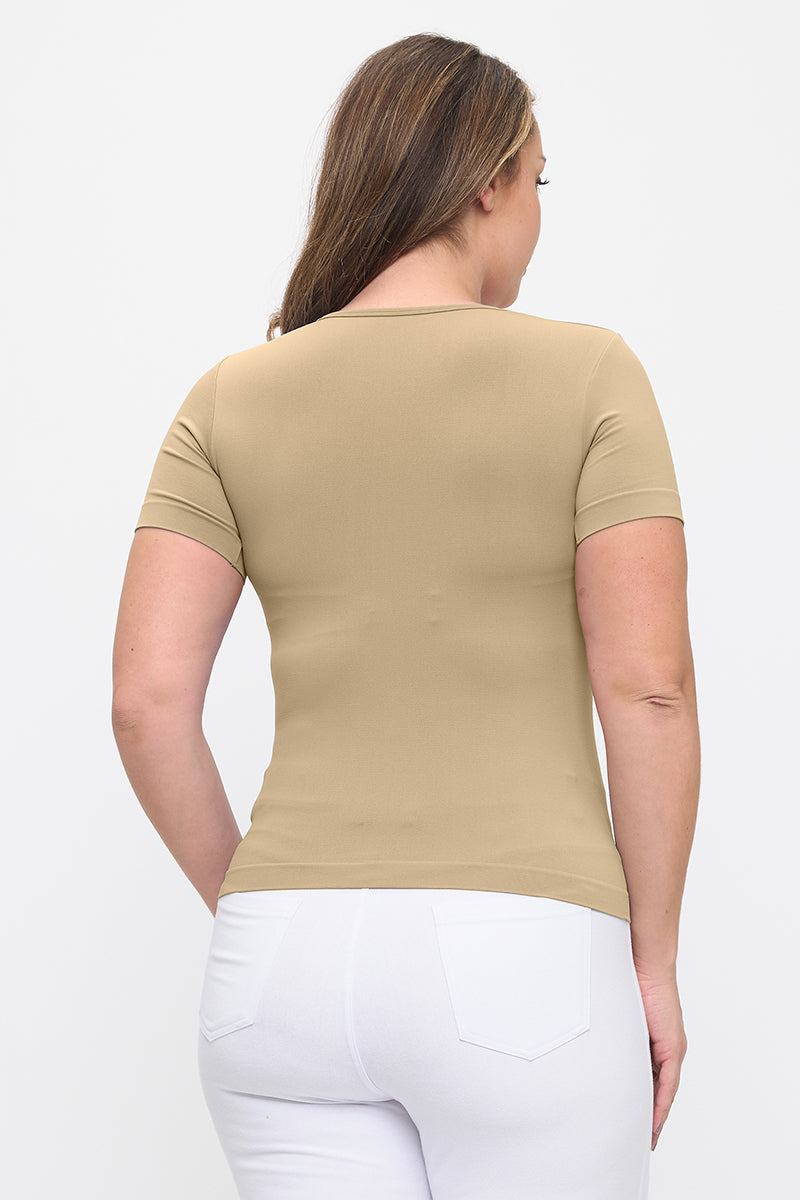 Women's Seamless Scoop Neck Short Sleeve Top