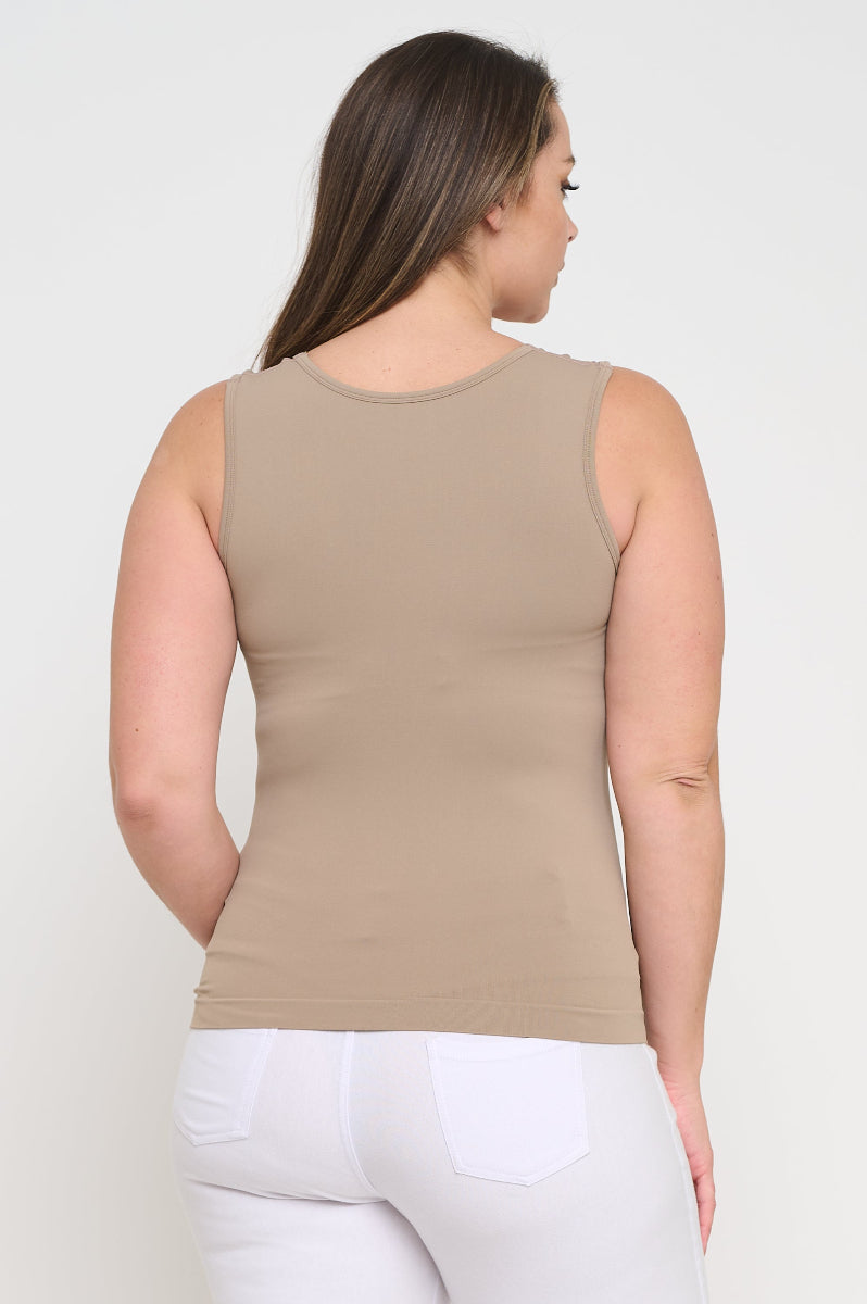 Women's U Neck Solid Seamless Tank - Yelete