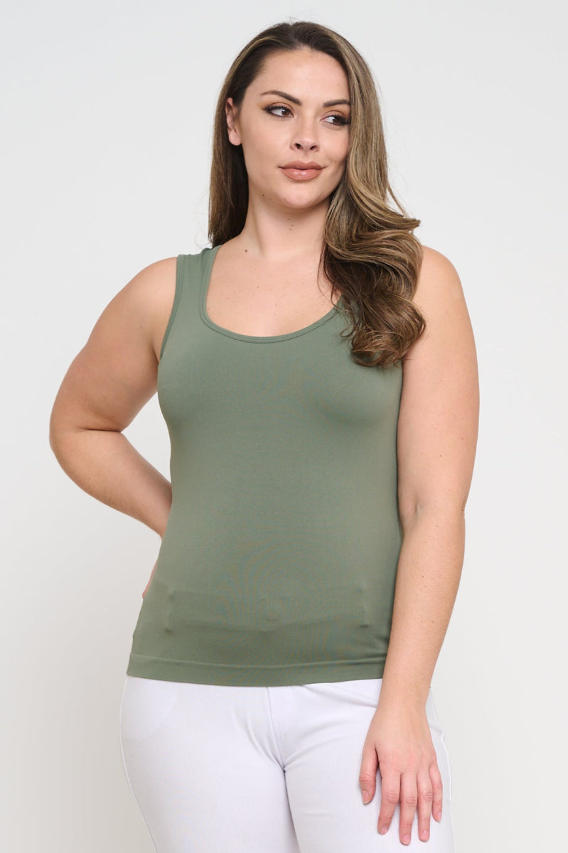 Women's U Neck Solid Seamless Tank - Yelete